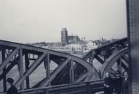 Zwijndrecht and the Zwijndrechtse bridges during World War II.
