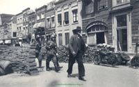 39. Duitse militairen op het Bagijnhof in Dordrecht in mei 1940