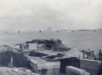 Moerdijkbruggen over het Hollandsche Diep tijdens de tweede wereldoorlog