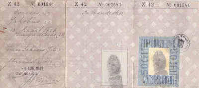 Achterkant van het persoonsbewijs van Koos Corvers.