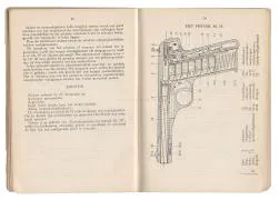 Het Korps Pontonniers en Torpedisten in Dordrecht.