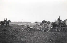 Dutch anti‑tank artillery during the mobilization.