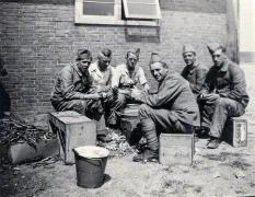 Soldiers of the Willemsdorp covering detachment peeling potatoes.