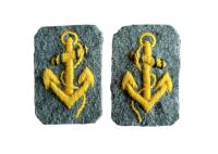 Collar insignia for a non-commissioned officer thumbnail