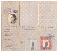 Het persoonsbewijs van Ada Mina de Lange Sluijters uit Dordrecht.