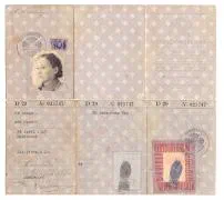 Het persoonsbewijs van Ada Mina de Lange Sluijters uit Dordrecht.