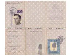 Het persoonsbewijs van de in Dordrecht geboren Dhr. Jacobus Kraaijenbrink.