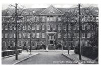 Veldpostkaart - Dordrecht hoofdingang M.T. school - 20 mei 1940 thumbnail