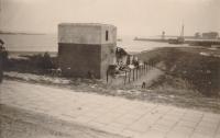 15. Rivierkazemat II in Willemsdorp tijdens de tweede wereldoorlog. thumbnail