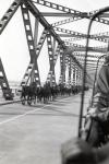 17. Nog meer Duitse eenheden op de Verkeersbrug van Moerdijk tijdens de tweede wereldoorlog. thumbnail