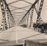 25. Troepenverplaatsingen over de Moerdijkbrug in mei 1940. thumbnail