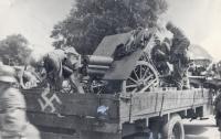 9. Duitse SKODA berggeschut op een vrachtwagen thumbnail