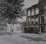15. Oorlogsschade aan de Singel nummers 201-209 in Dordrecht. thumbnail