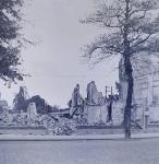 16. Oorlogsschade aan de Singel nummers 205-209 in Dordrecht. thumbnail