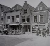 21. Oorlogsschade Vriesestraat in Dordrecht. thumbnail