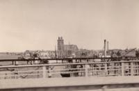9.Vanaf de Zwijndrechtse brug in Dordrecht tijdens de tweede wereldoorlog thumbnail