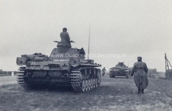 14. Duitse panzers bij de Tweede Tol in de Tweede wereldoorlog. image