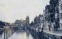 16.  De Nieuwe Haven in Dordrecht tijdens de oorlog thumbnail