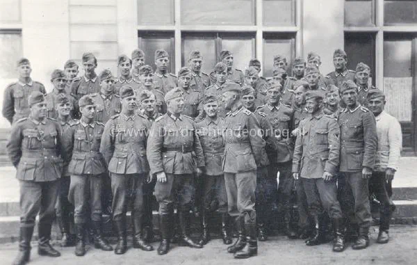 26.  Friedrich Herzinger - Gasschutzschule Kweekschool Buiten-Walevest image