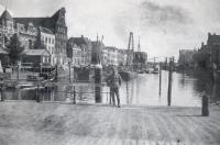 28.  Friedrich Herzinger - Duitse militair bij de Wolwevershaven thumbnail