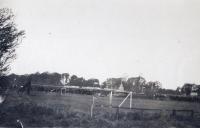  Het DFC terrein aan de Krommedijk tijdens de oorlog in Dordrecht thumbnail