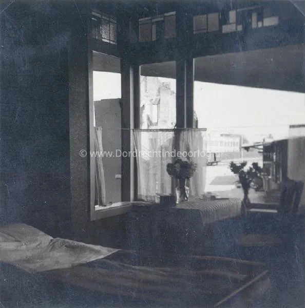 3.4 Kriegsmarine fotoalbum Dordrecht. image