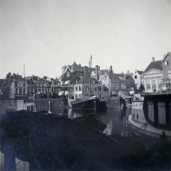 7.1 Kriegsmarine fotoalbum Dordrecht. image