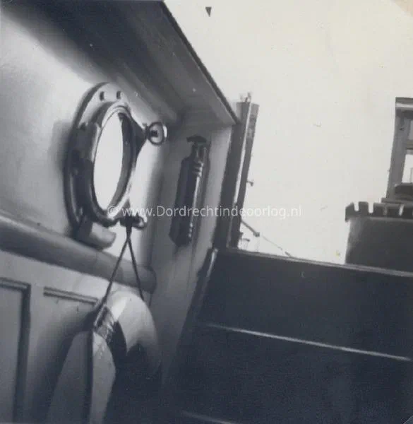 9.3 Kriegsmarine fotoalbum Dordrecht. image