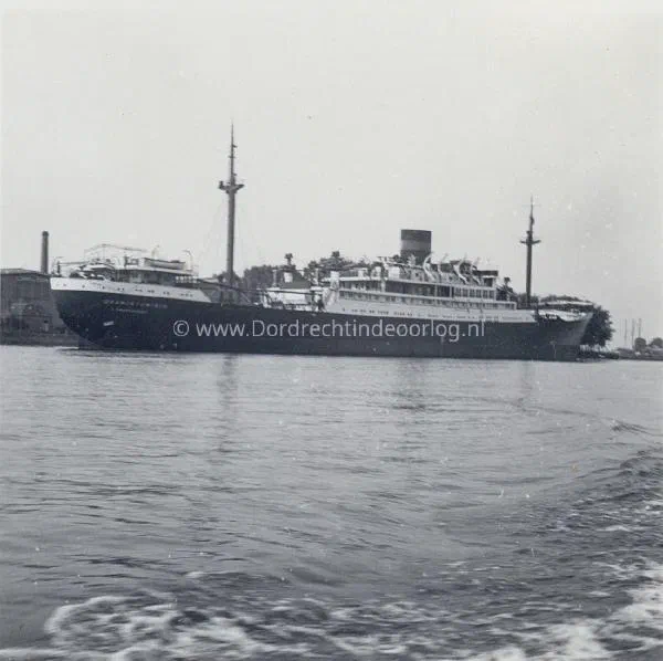 11.2 Kriegsmarine fotoalbum Dordrecht. image