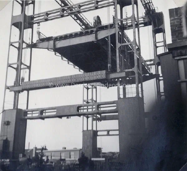 3.2 Kriegsmarine fotoalbum Dordrecht. image