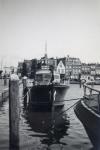 13. Kriegsmarine opname Nieuwe Haven en gedeelte Kuipershaven in Dordrecht. thumbnail