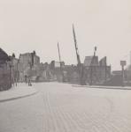 61. Oorlogsschade aan de Dubbeldamse weg in Dordrecht - mei 1940 thumbnail