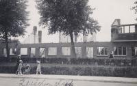 2. Beschadigde woningen op de Zuidendijk FDM1940 2 thumbnail