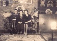 35. Een familiefoto? thumbnail