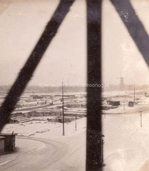 39. Rotterdam in de winter van 1940/41. image