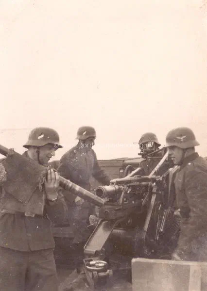 43. Oefening op de verkeersbrug van Moerdijk in 1940/41. image