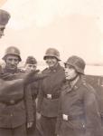 49. Oefening op de verkeersbrug van Moerdijk in 1940/41. thumbnail