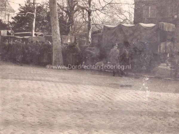 9. De reis naar Dordrecht – Holland image