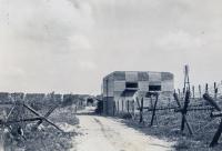 20. River Casemate I in Willemsdorp near the railway line during the Second World War.. thumbnail