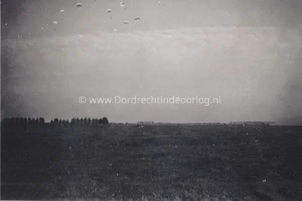 17. Foto's opnames Duitse propagandafilm "Sprung in den Feind". image