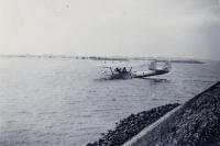 1. Dornier 24K Vliegboot van de Marine Luchtvaart Dienst bij Willemsdorp voor het uitbreken van de tweede wereldoorlog. thumbnail