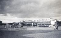 3. De Zwijndrechtse bruggen tijdens de tweede wereldoorlog thumbnail